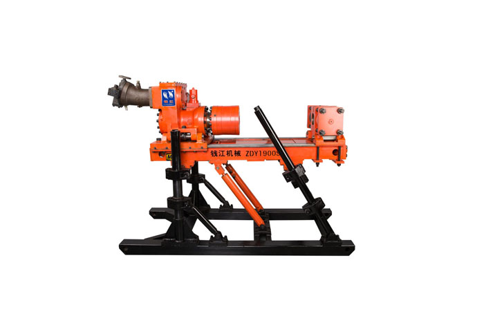 全<a href=/Hydraulic-rig.html target='_blank'>液壓鉆機</a>主機